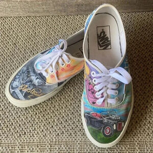 🎉HOST  PICK* Custom painted ‘ ELVIS PRESLEY ‘ Vans!